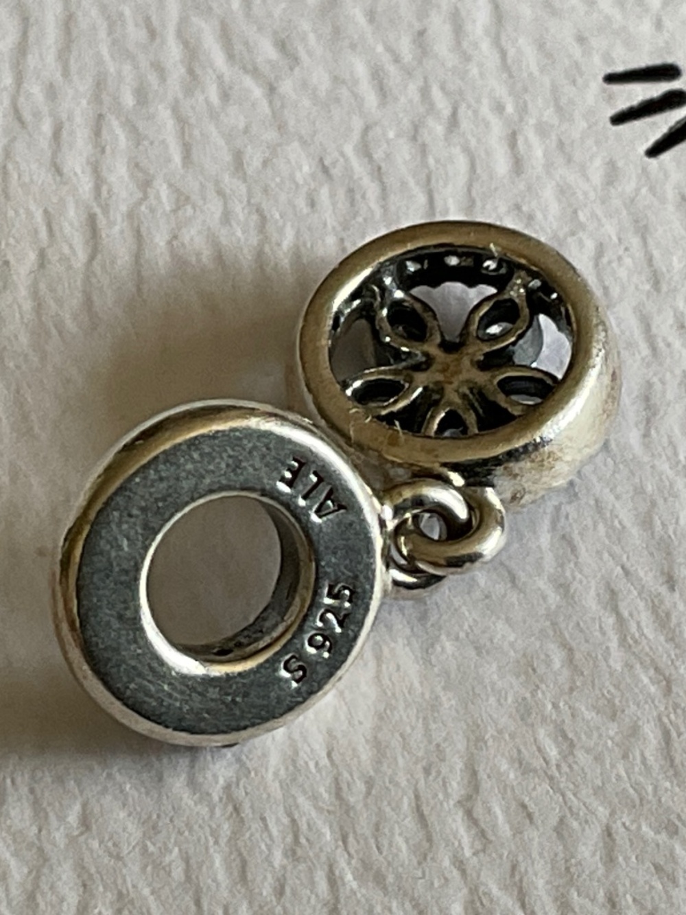 Pandora dangle flower charm with clear stones - Picture 5 of 5
